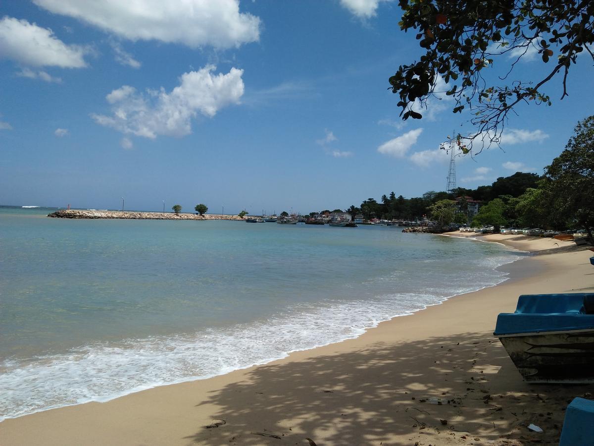 Parei Beach Inn Tangalle Exteriör bild