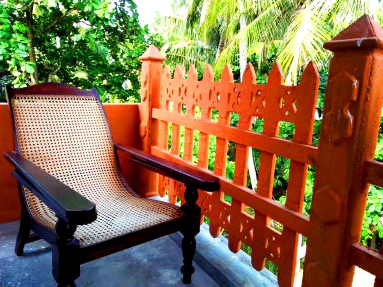 Parei Beach Inn Tangalle Exteriör bild